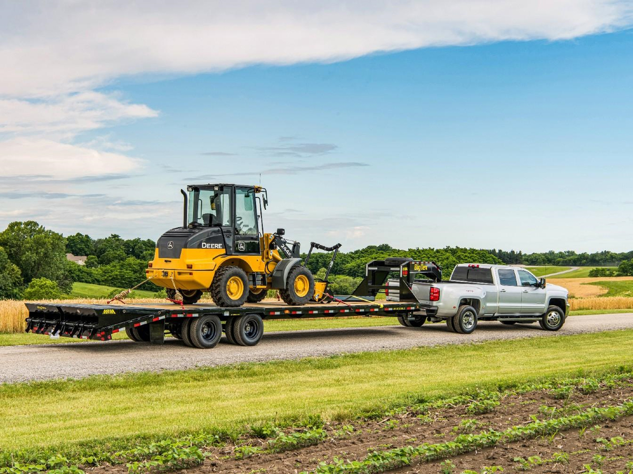 Big Tex 22 GN 30+5  20K Mega Ramp Gooseneck Flatbed Trailer 22GN Big Tex Trailer 22GN-35D5A-MRBK