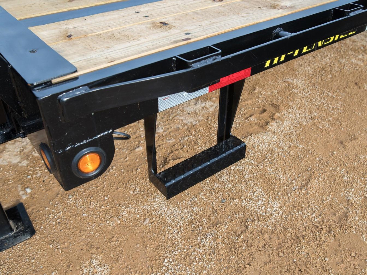 Big Tex 25 GN 30+5  25K Mega Ramp Gooseneck Flatbed Trailer 25GN Big Tex Trailer 25GN-35D5A-MRBK