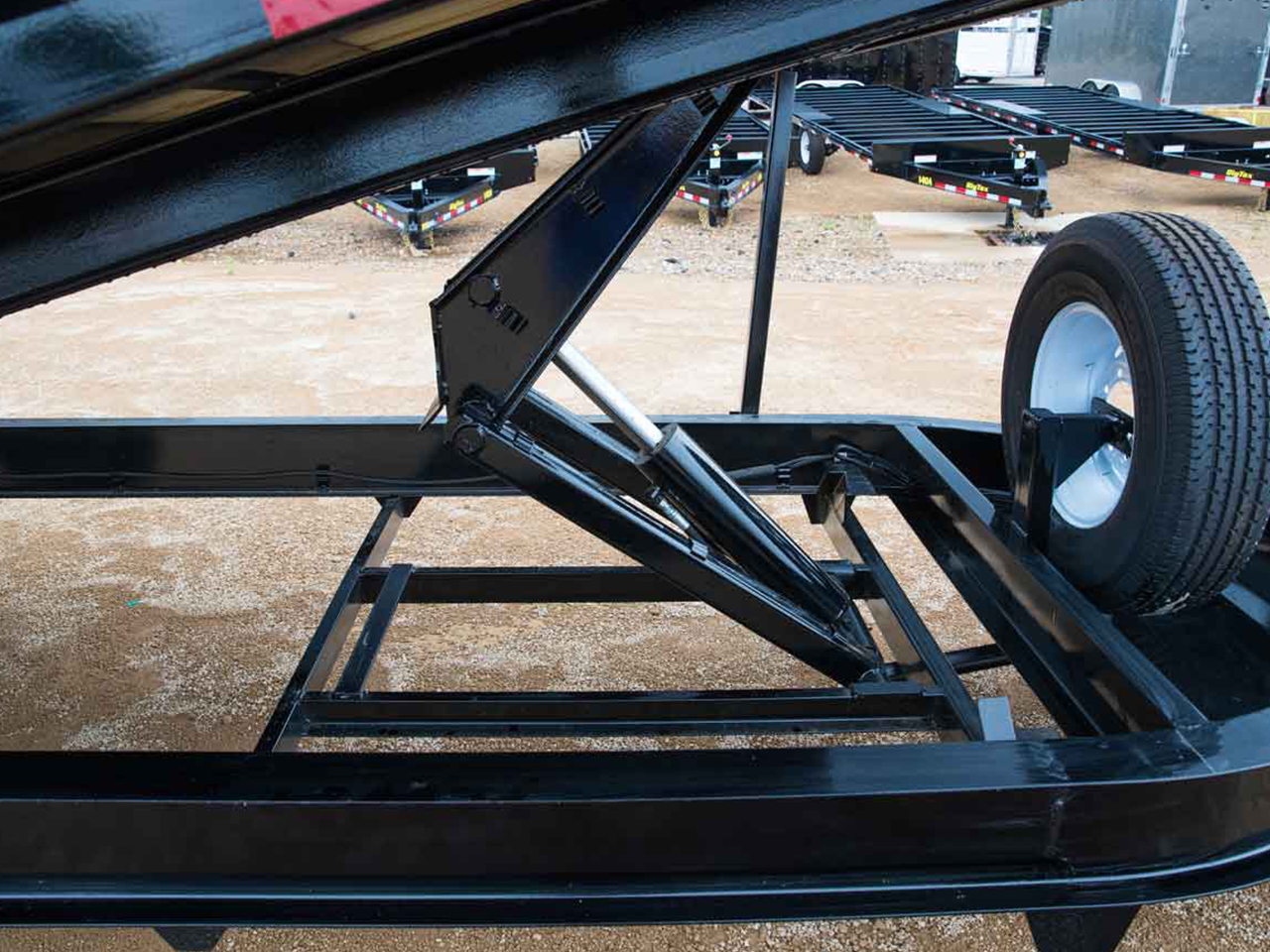 Big Tex 8.5 x 22 16k Over Axle Power Tilt Equipment Trailer Big Tex Trailer 16OT-22BK