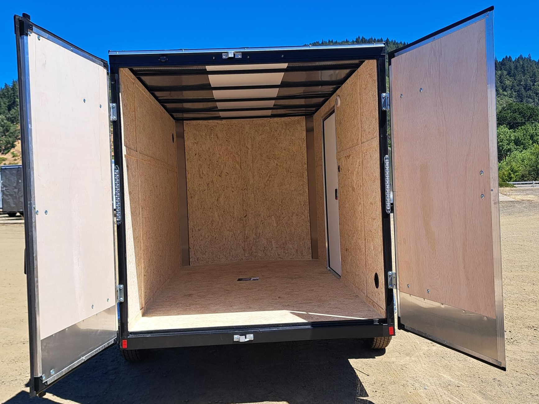 Criterion 6x10 Cargo Trailer - 3.5K, Flat Top, Barn Door - Tradco TradCo Criterion Trailer CT610S3NU-72-24-DD-BN