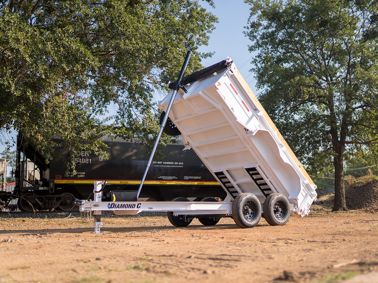 Diamond C 5 x 10 10K Dump Trailer w/24" Sides MDT Diamond C Trailer MDT206-L10X60-S24