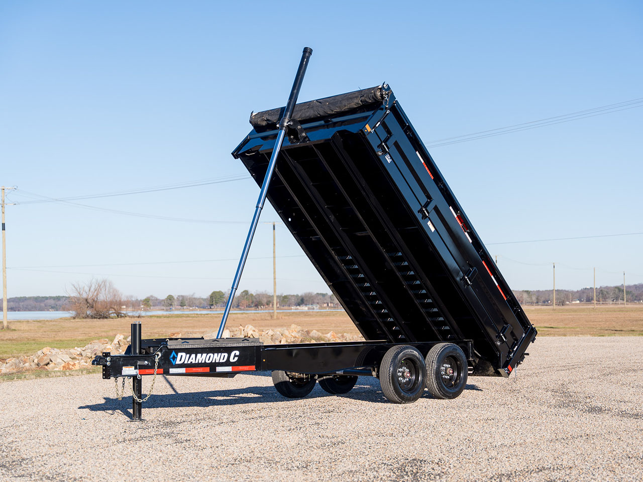 Diamond C 8 x 14 14K Deck Over Dump w/Solar Charger DOD Diamond C Trailer DOD207-L14X96-SC