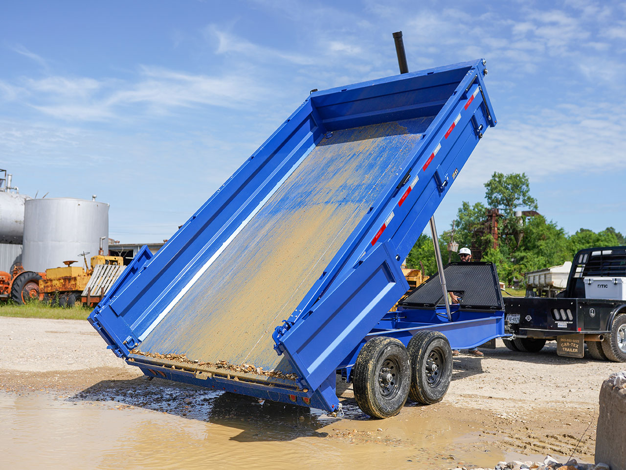 Diamond C 8 x 14 14K Deck Over Dump w/Solar Charger DOD Diamond C Trailer DOD207-L14X96-SC