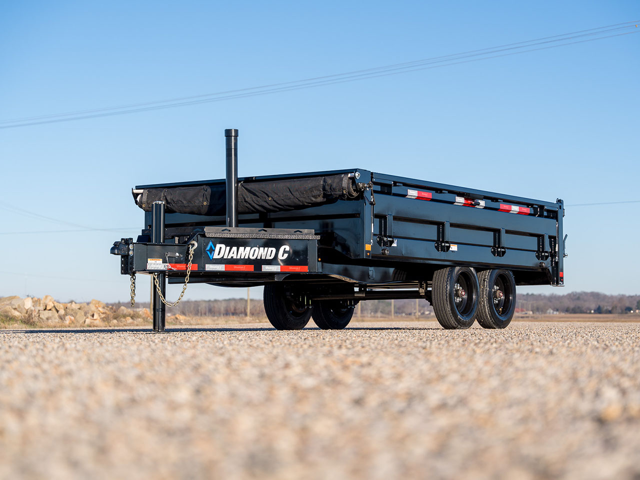 Diamond C 8 x 14 14K Deck Over Dump w/Solar Charger DOD Diamond C Trailer DOD207-L14X96-SC