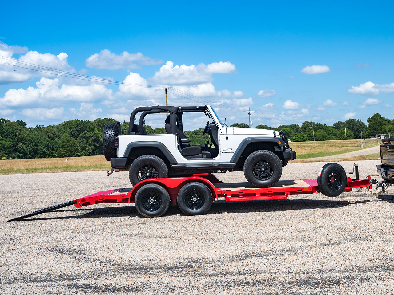 Diamond C 7 x 18 7K Car Hauler with 60" Slide in Ramps GTF Diamond C Trailer GTF235-L18X83-R60