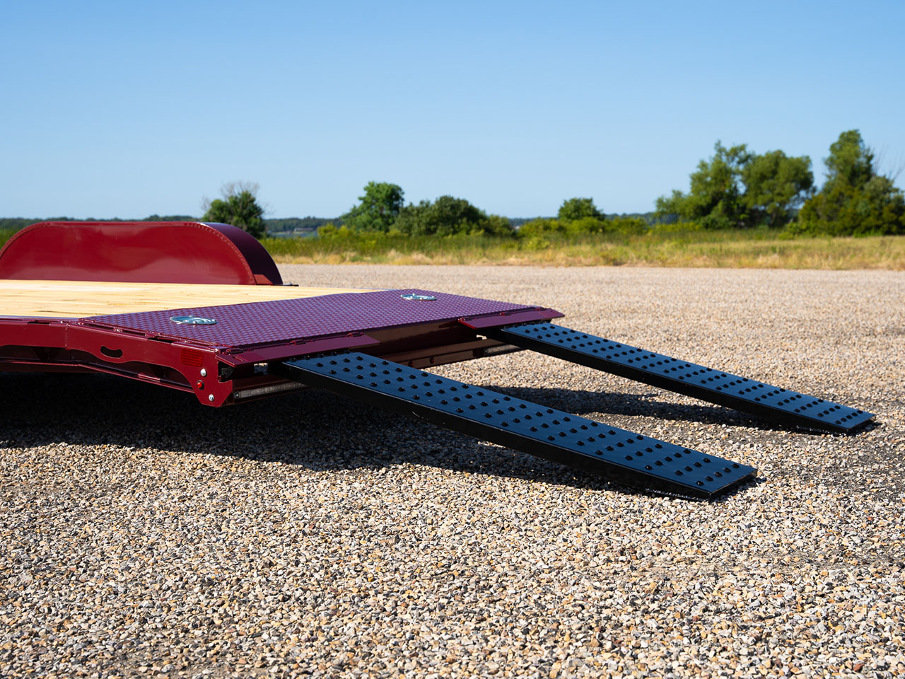 Diamond C 7 x 20 7K Car Hauler with 60" Slide in Ramps GTF Diamond C Trailer GTF206-L20X83-R60