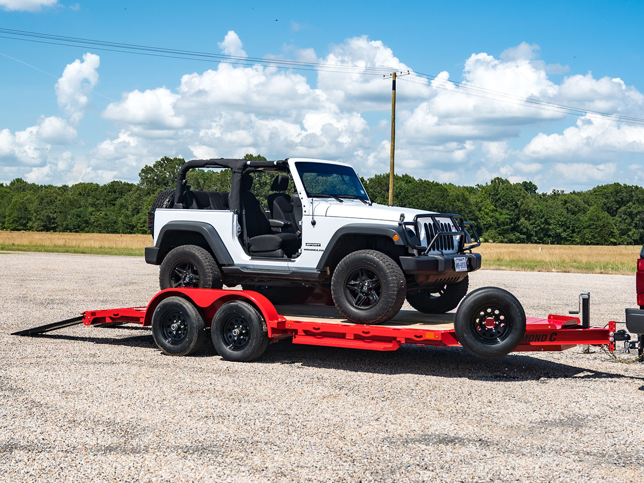 Diamond C 7 x 20 7K Car Hauler with 60" Slide in Ramps GTF Diamond C Trailer GTF206-L20X83-R60