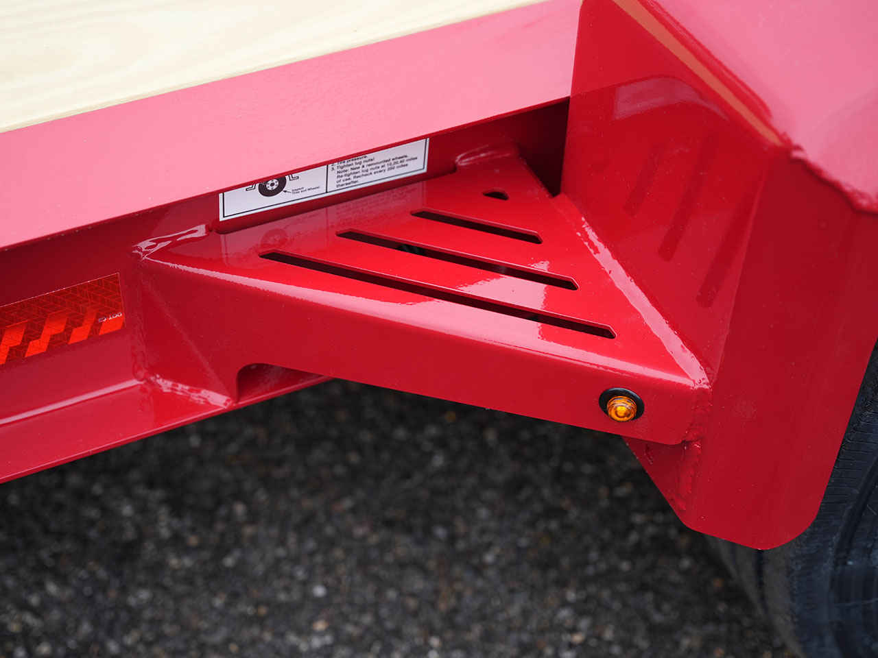 Diamond C 7 x 22 14K X-Ramps Equipment Trailer w/Side Step & Winch Mount LPX Diamond C Trailer LPX207-L22X82-D36XSSMW