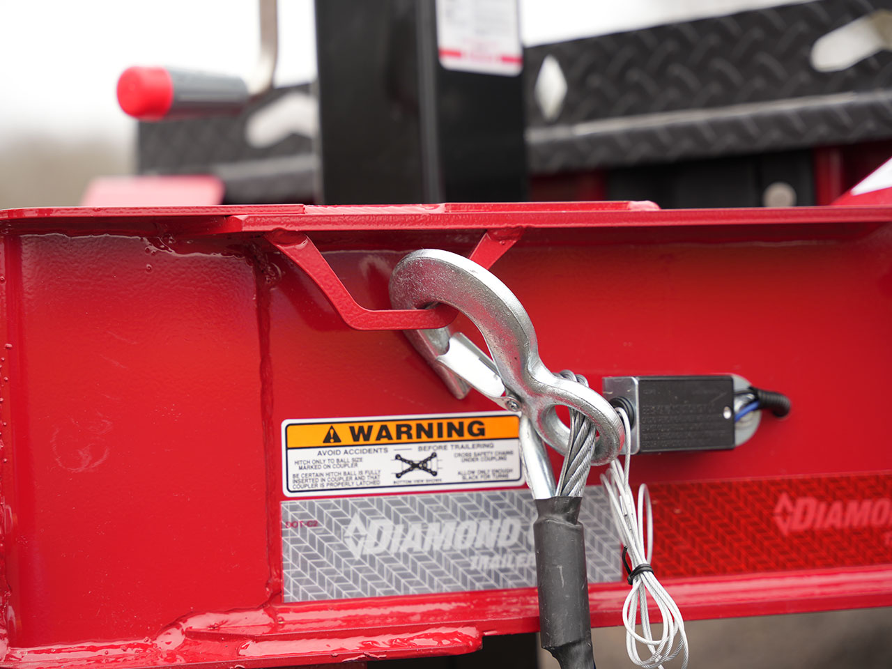 Diamond C 7 x 22 20K Max Ramps Equip Trailer w/Side Step/Super HD Fender/Winch Mount LPX Diamond C Trailer LPX210-L22X82-D36MSSHDW