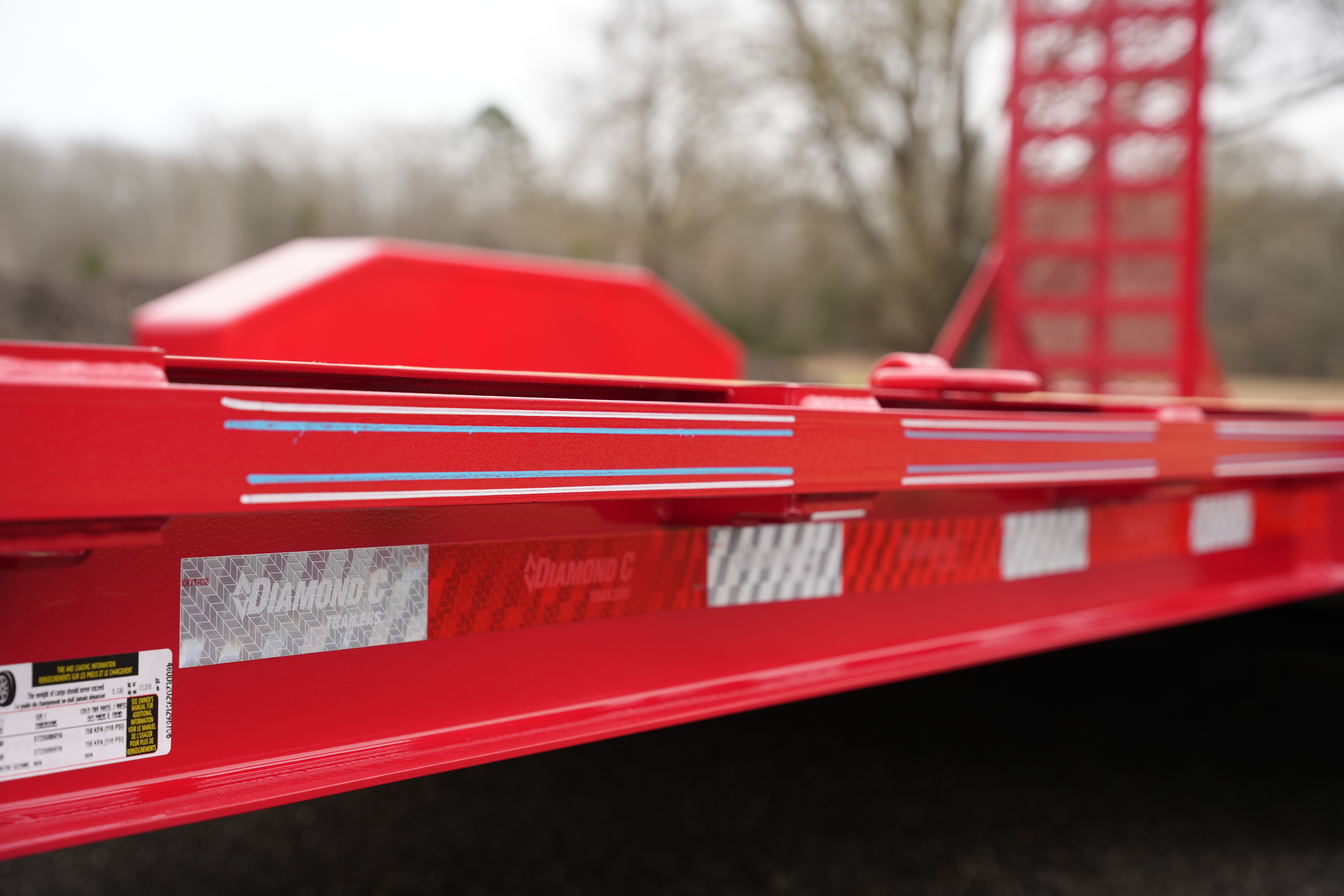 Diamond C 7 x 24 20K Pacesetter Equipment Trailer LPX Diamond C Trailer LPX210-L24X82-PAC