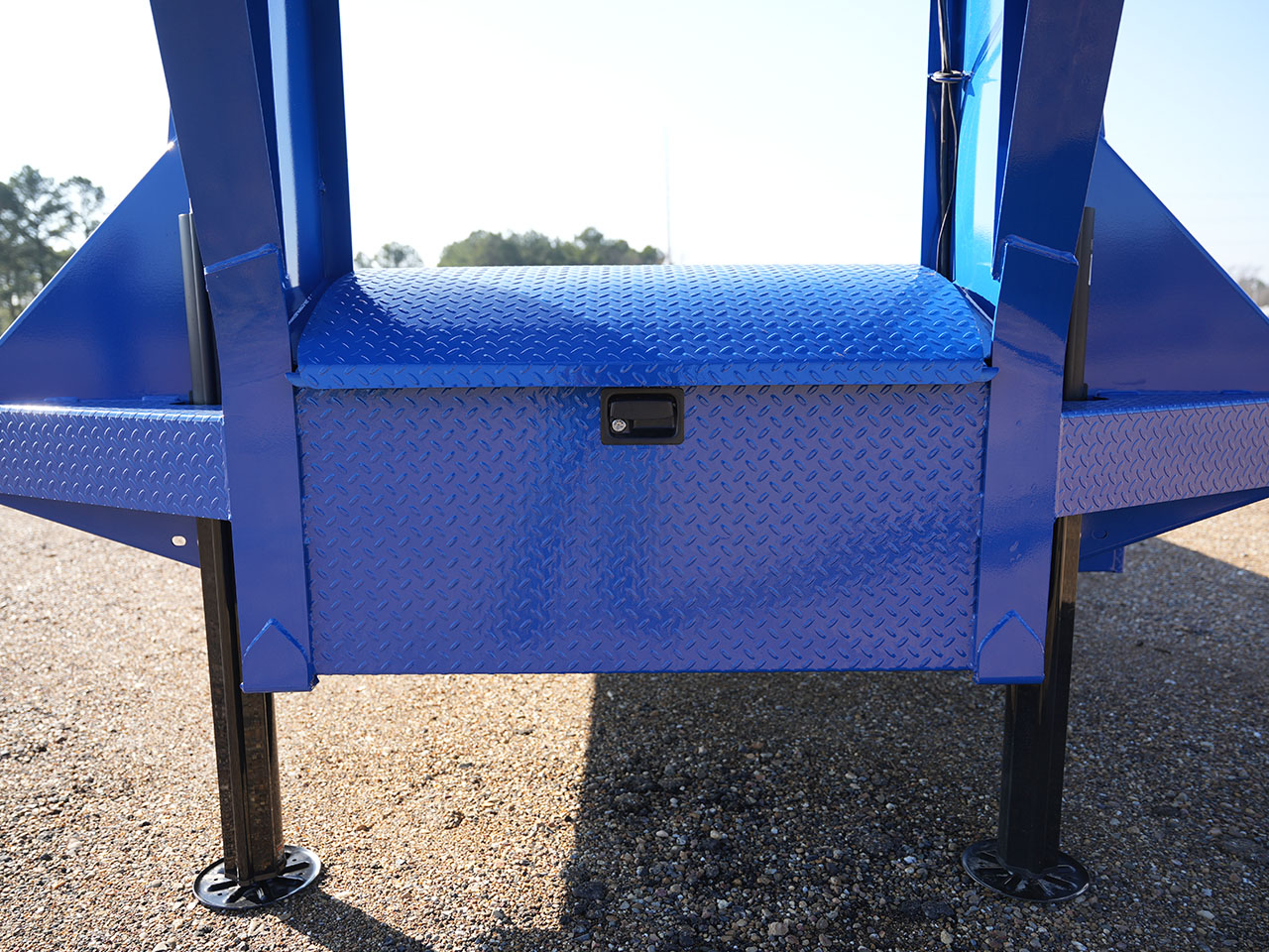 Diamond C 8.5 x 30 20K Gooseneck Equipment Trailer w/XDR Ramps Diamond C Trailer FMAX210-L30X102-XDR