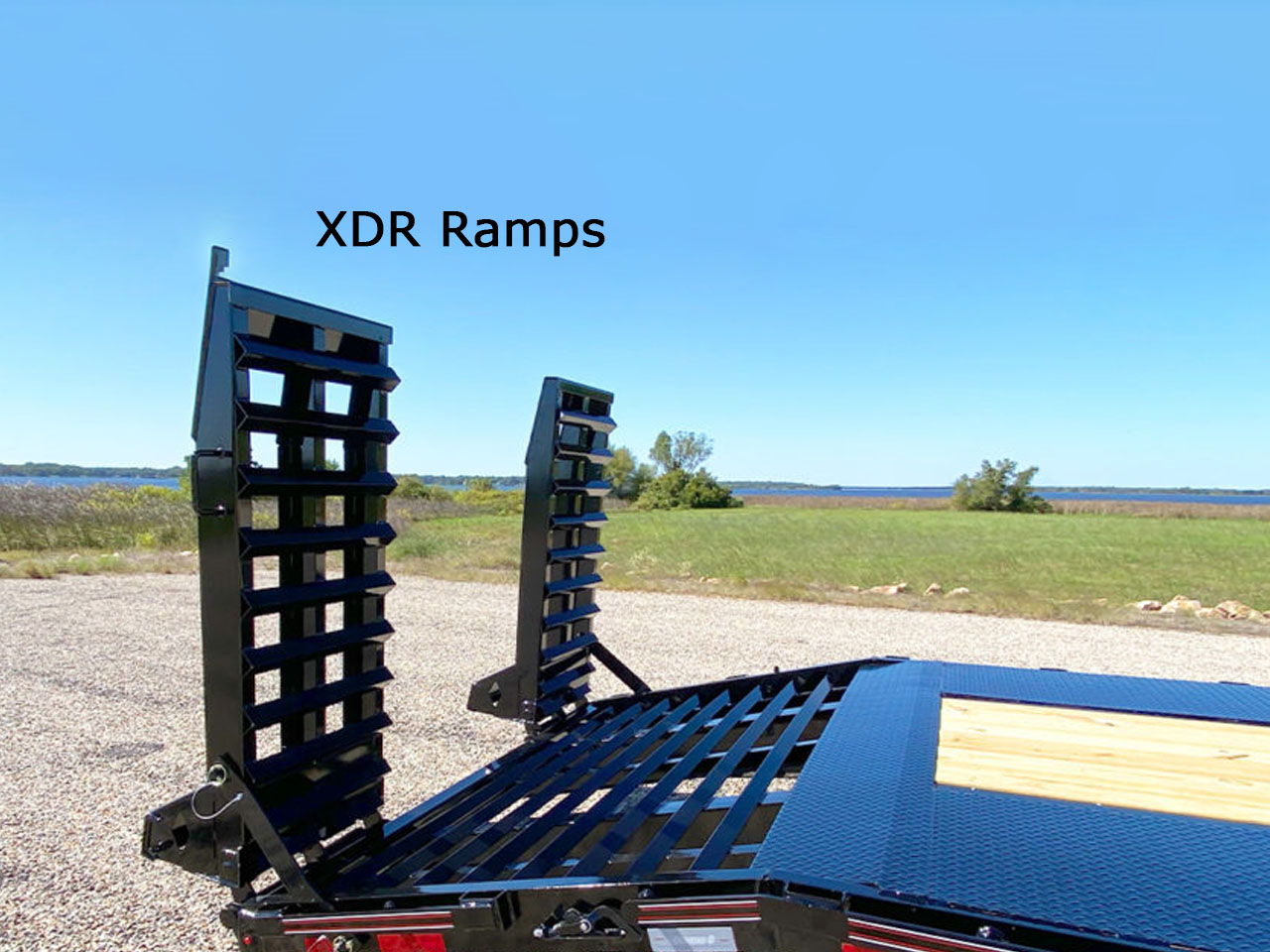 Diamond C 8.5 x 32 24K Gooseneck Equipment Trailer FMAX Diamond C Trailer FMAX212-L32X102-BX