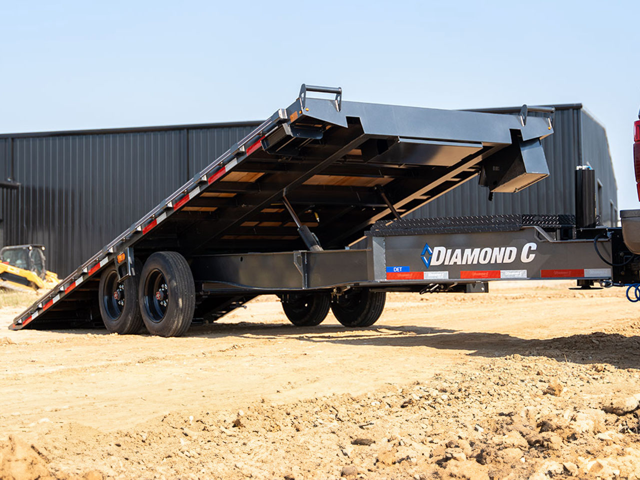Diamond C 8.5 x 22 14K Equipment Tilt Trailer w/Winch Mount DET Diamond C Trailer DET207-L22X102-JSHSCW