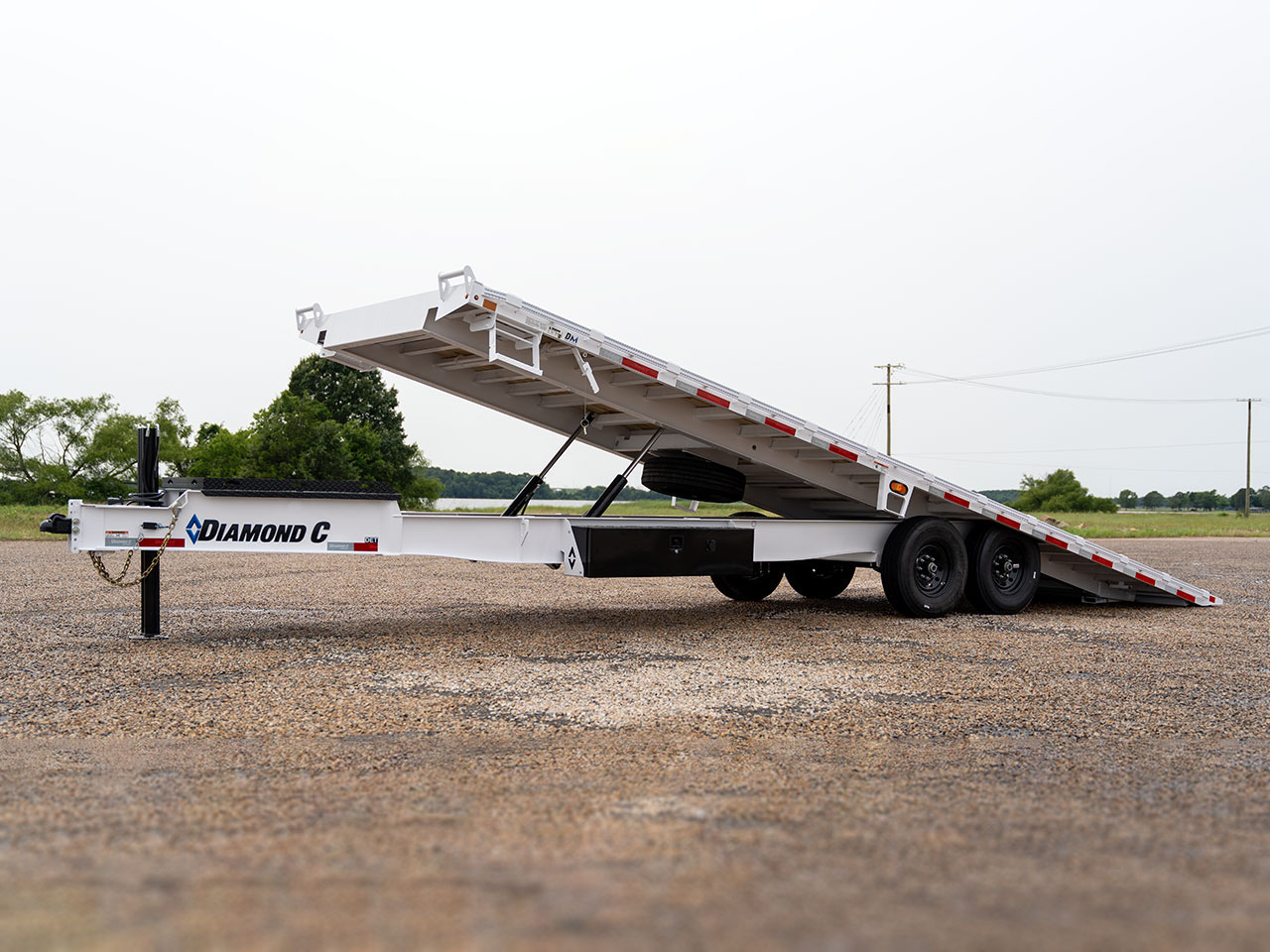 Diamond C 8.5 x 22 14K Equipment Tilt Trailer w/Winch Mount DET Diamond C Trailer DET207-L22X102-JSHSCW