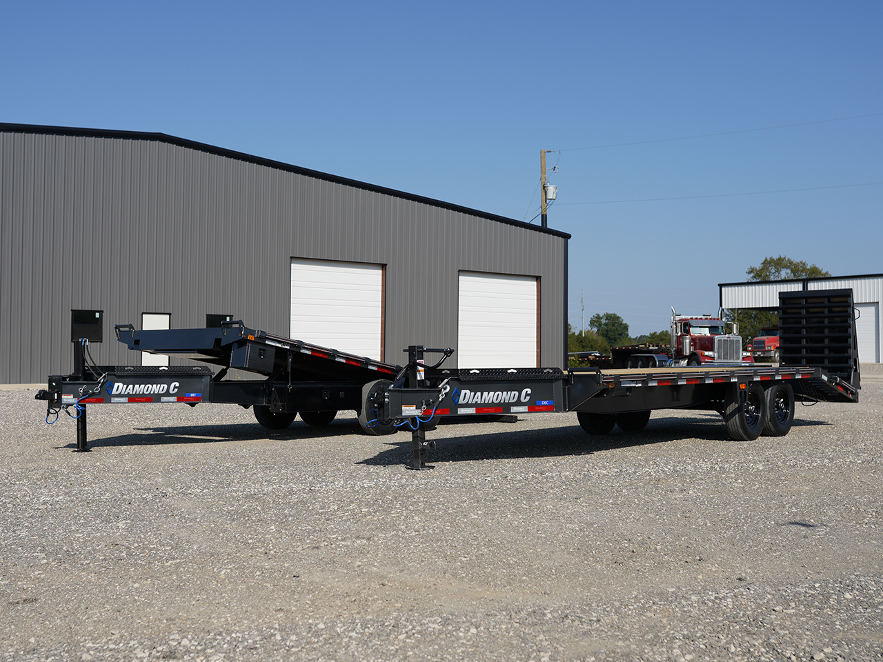 Diamond C 8.5 x 22 14K Equipment Tilt Trailer Diamond C Trailer DET207-L20X102