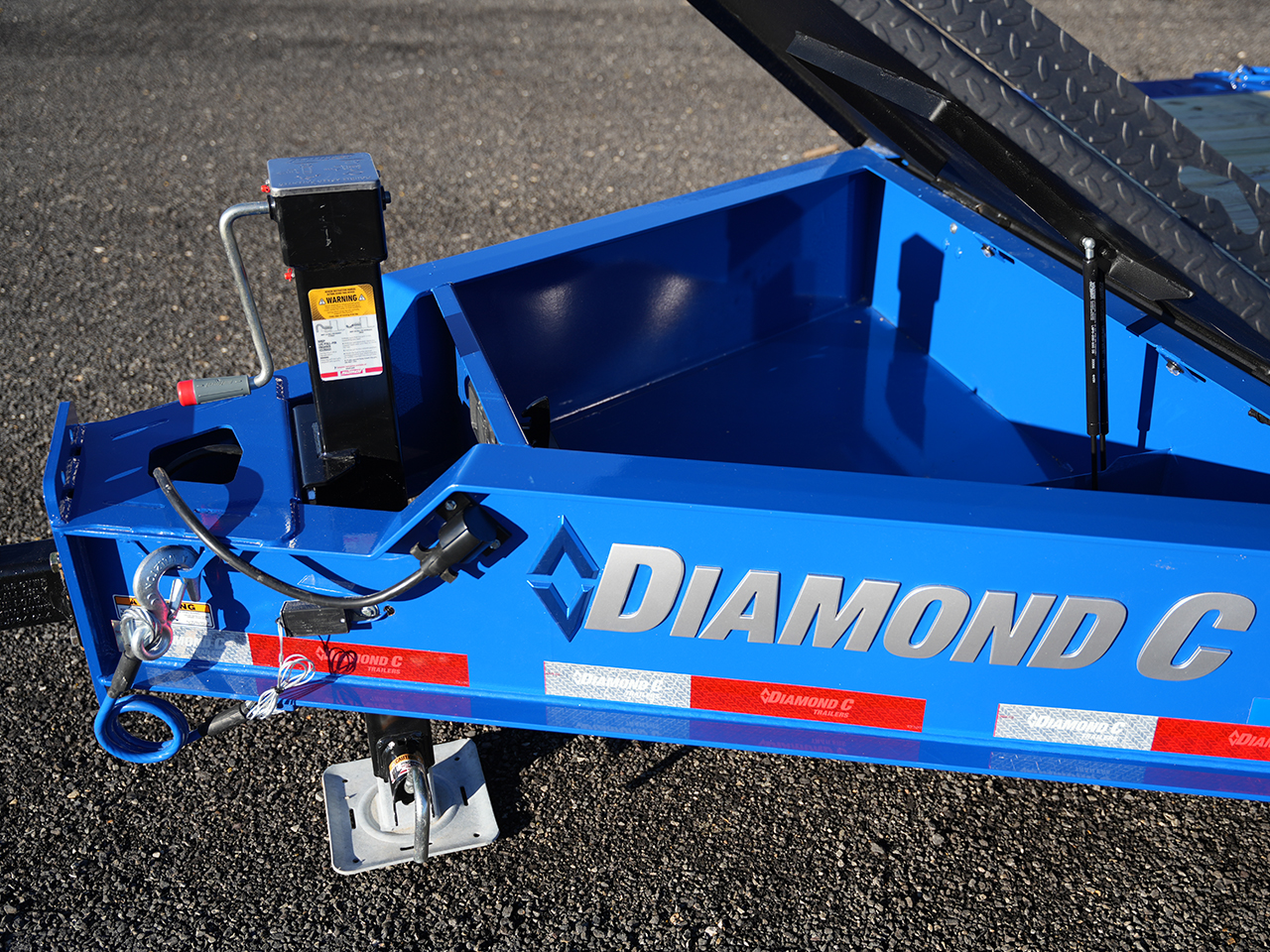 Diamond C 8.5 x 22 18K Hydraulic Tilt Trailer w/Pro Tilt Upgrade Diamond C Trailer HXD208-L22X102-SC