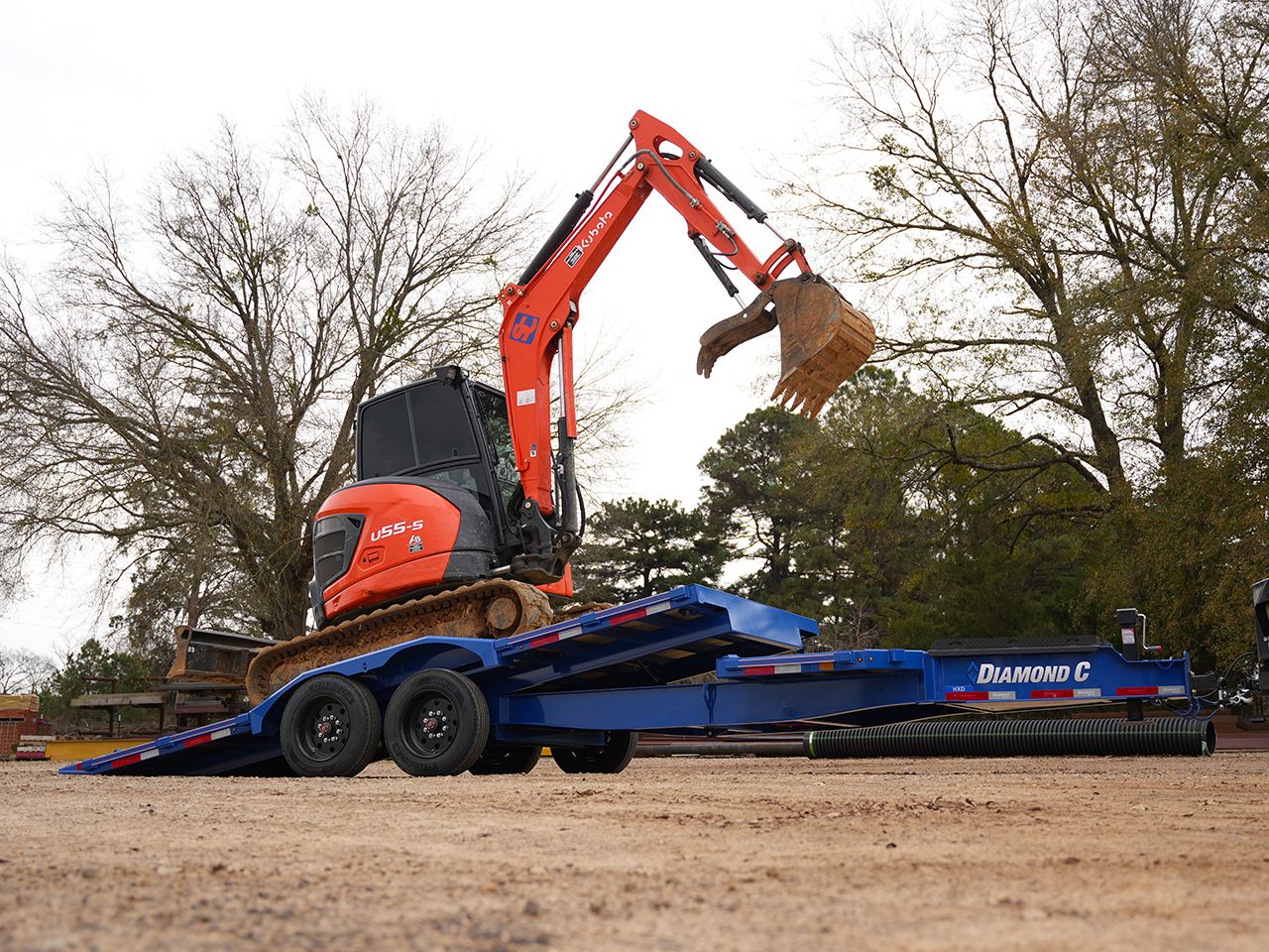 Diamond C 8.5 x 24 20K Hydraulic Dampened Tilt Trailer Diamond C Trailer HXD210-L24X102