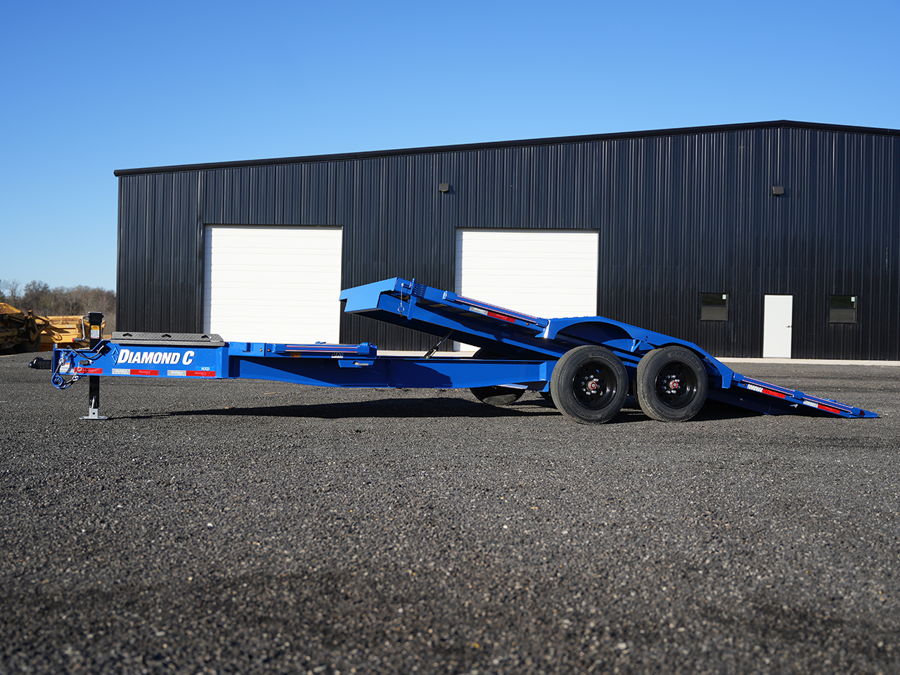 Diamond C 8.5 x 24 20K Hydraulic Dampened Tilt Trailer Diamond C Trailer HXD210-L24X102
