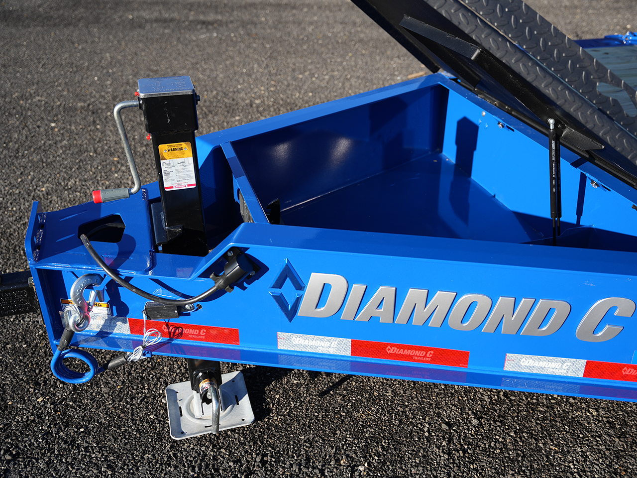 Diamond C 8.5 x 24 20K Hydraulic Dampened Tilt Trailer Diamond C Trailer HXD210-L24X102