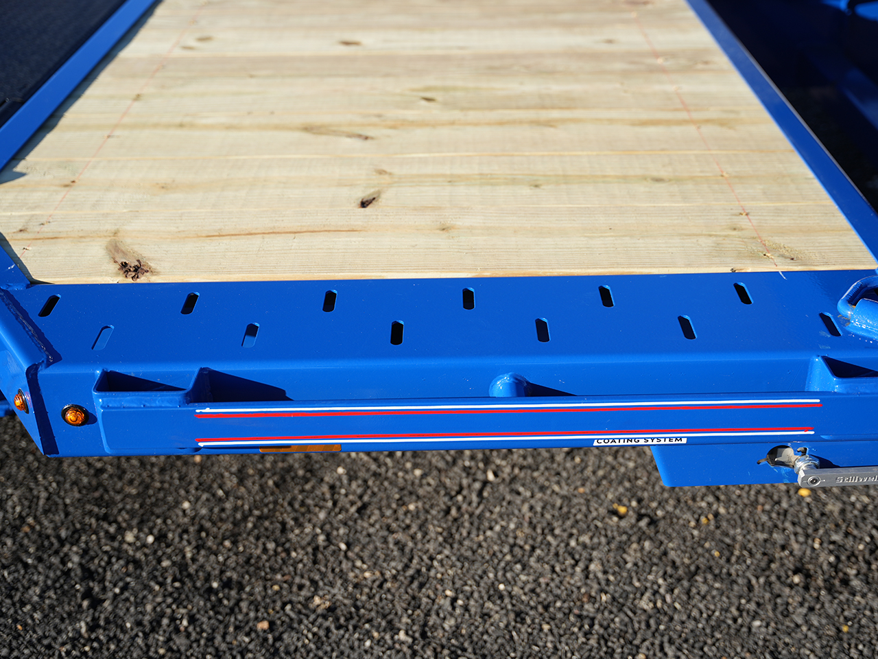 Diamond C 8.5 x 24 20K Hydraulic Dampened Tilt Trailer Diamond C Trailer HXD210-L24X102