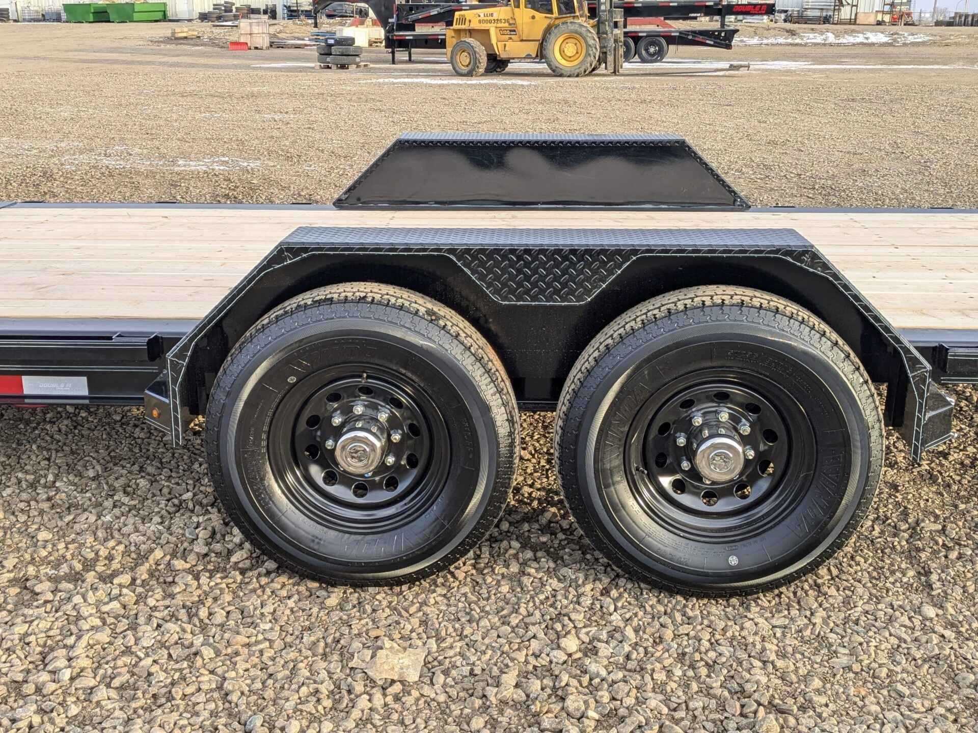 Double A 7x22 15.4K Power 16/6 Split Tilt Equipment Trailer Double A Trailer CT147-22
