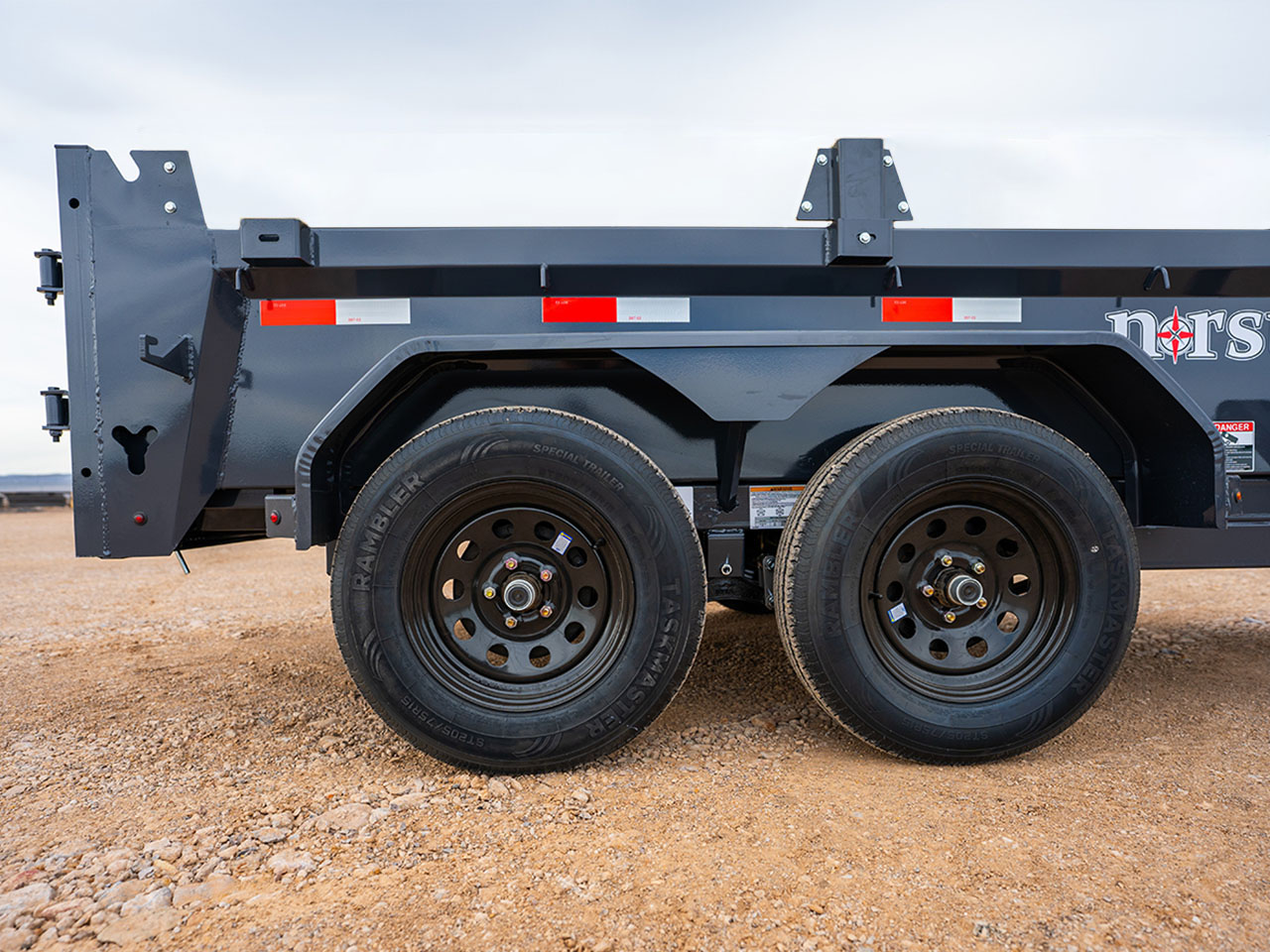 Iron Bull 5x10 7K Dump Trailer - DCB (Norstar) Iron Bull Trailer DCB6010032 ES2 V62