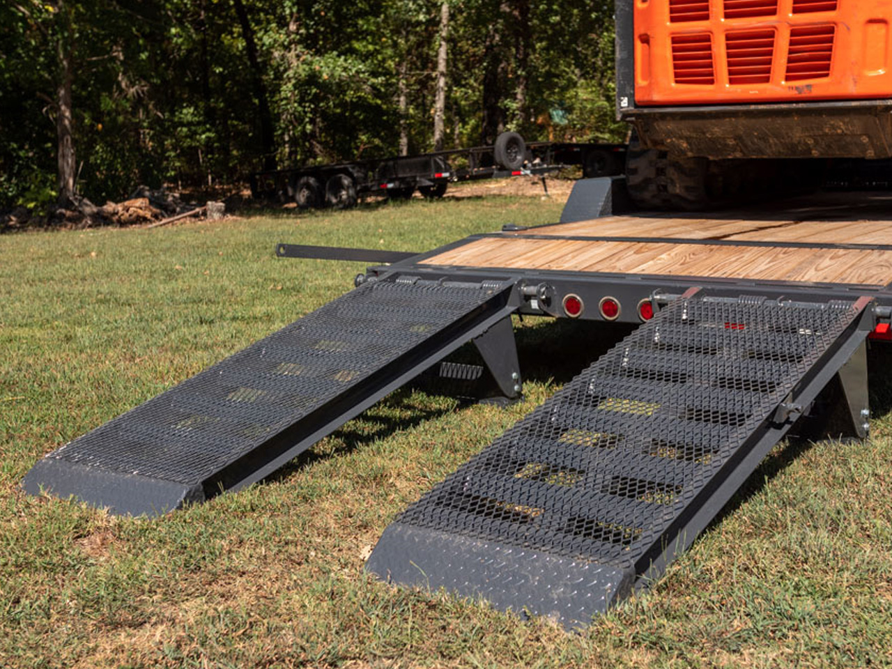 Iron Bull 8.5x20  14K Deckover Equipment Trailer - 8" I-Beam - EWB - Slide in Ramps Iron Bull Trailer EWB0220072 ES2 D06 GRY