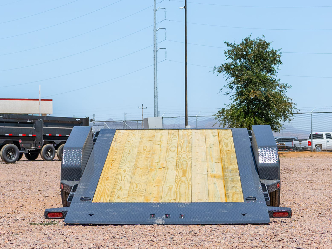 Iron Bull 7x20 14K I-Beam 16/4 Split Deck Equipment Trailer - 8" I-Beam - TWB Iron Bull Trailer TWB8320072