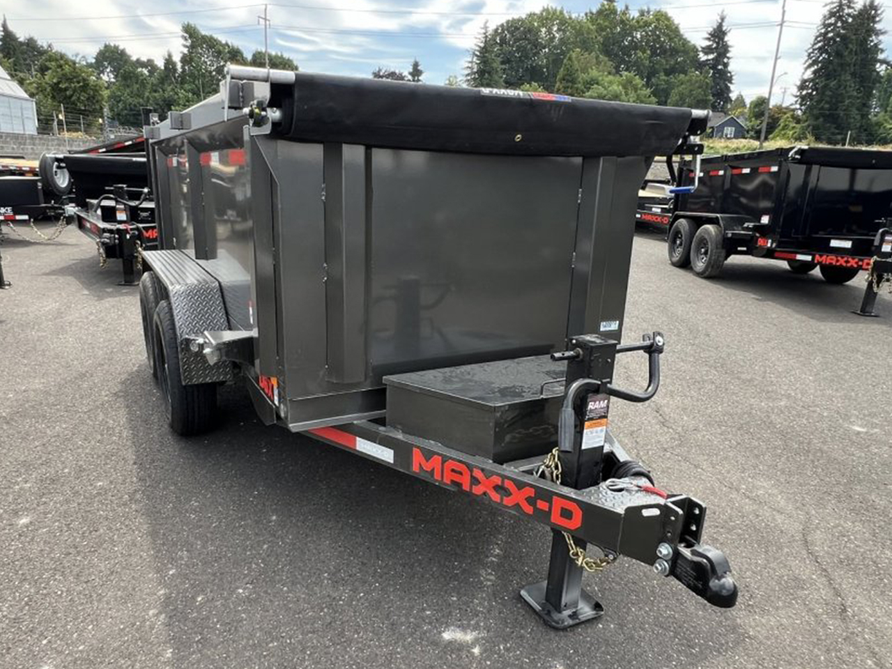 MAXX-D 5x10 10K D6X Scissor Lift Dump Trailer 36" Solid Sides MAXX-D Trailer D6X-5X10-10K-36