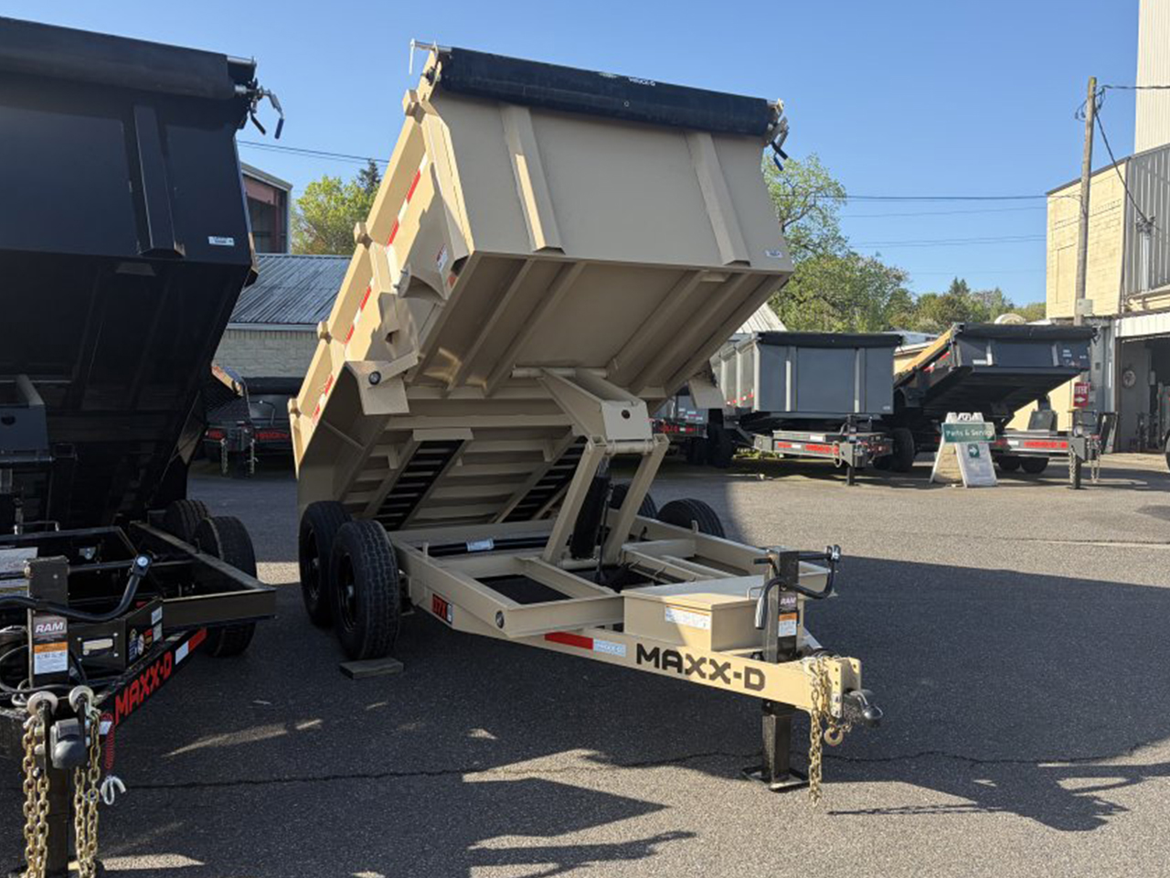 MAXX-D 6x12 14K D7X Scissor Lift Budget Friendly Dump Trailer w/36" Solid Sides MAXX-D Trailer D7B-6X12-14K-36