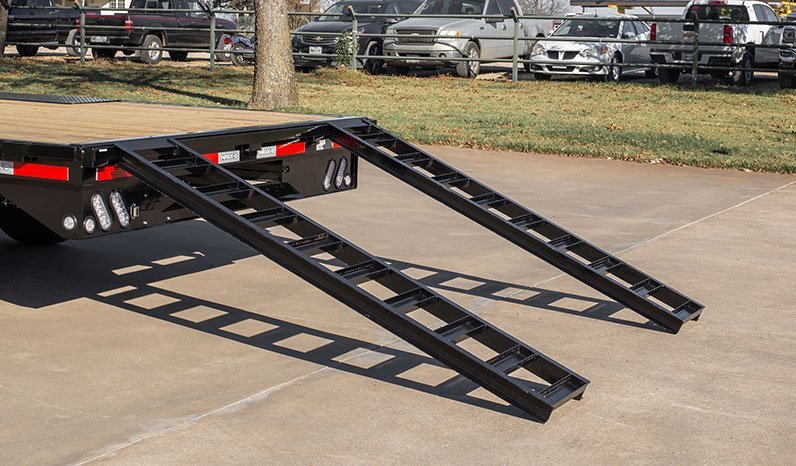 MAXX-D 8.5x20 15.4K DOX I-Beam Deckover Equipment Trailer MAXX-D Trailer DOX-8.5X20-15.4K