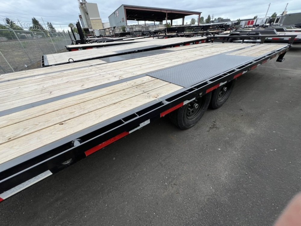 MAXX-D 8.5x26 17.5K TOX Power Deckover Tilt Trailer w/Hydraulic Jack MAXX-D Trailer TOX-8.5X26-17.5K-HJ