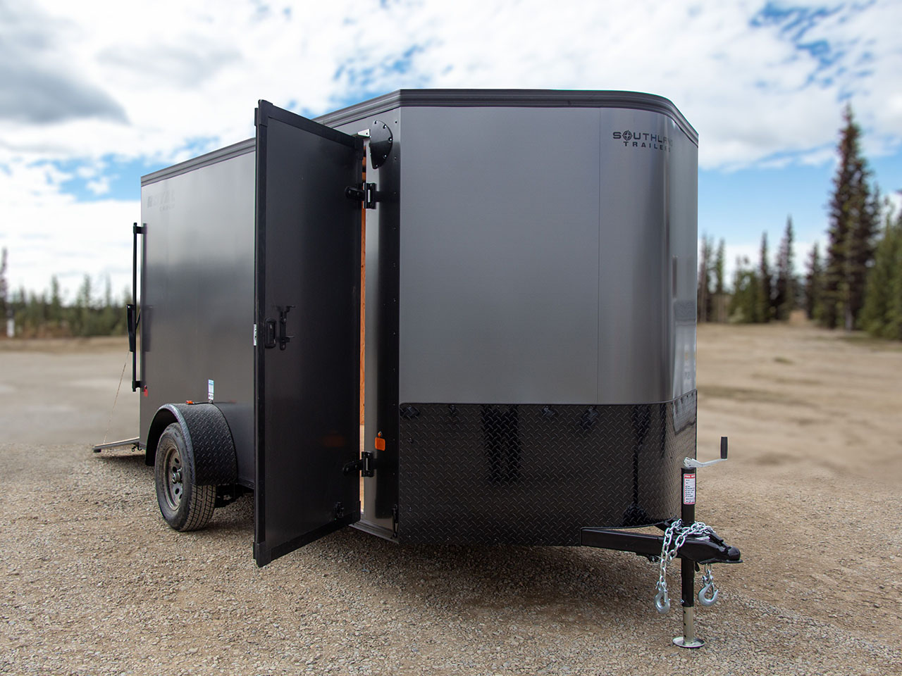 Southland 7 x 16 +2 V-Nose 7K Black Out Cargo Trailer w/Rear Ramp Door Southland Trailer LCHT35-718V-86 R RVD ALM BOP