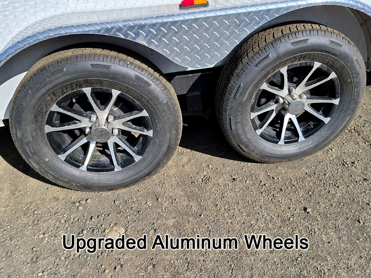 Southland 7 x 16 +2 V-Nose 7K Cargo Trailer with Rear Ramp Door and Aluminum Wheels Southland Trailer LCHT35-718V-86 R RVD ALM