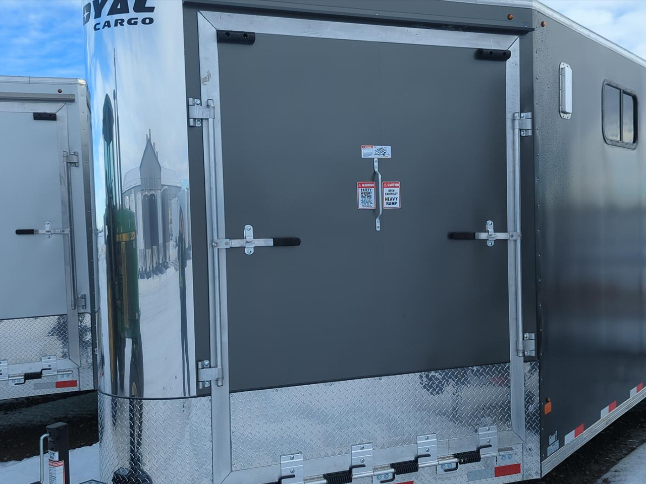 Southland Royal 8.5 x 22+4 V Nose 12K  Toy Hauler Southland Trailer XRARCT60-826V-86