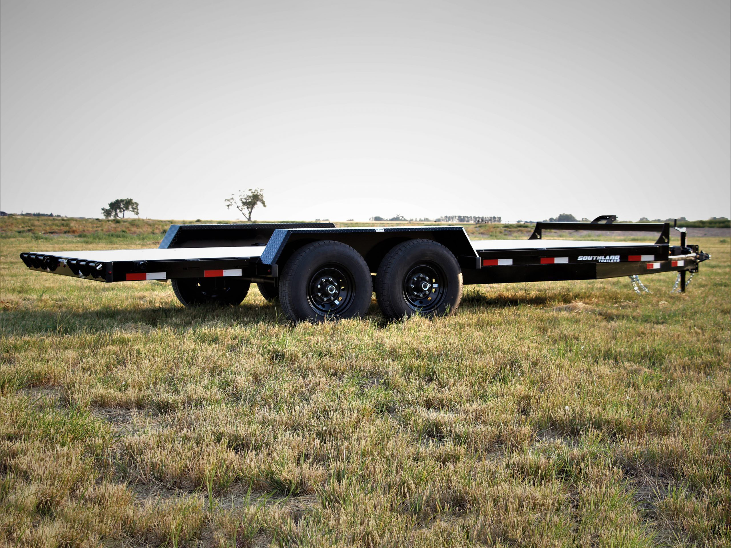 Southland 7 x 20  14K  Straight Deck Equipment Trailer - Slide in Ramps Southland Trailer 96309 LBAT7-20 BLK SIR