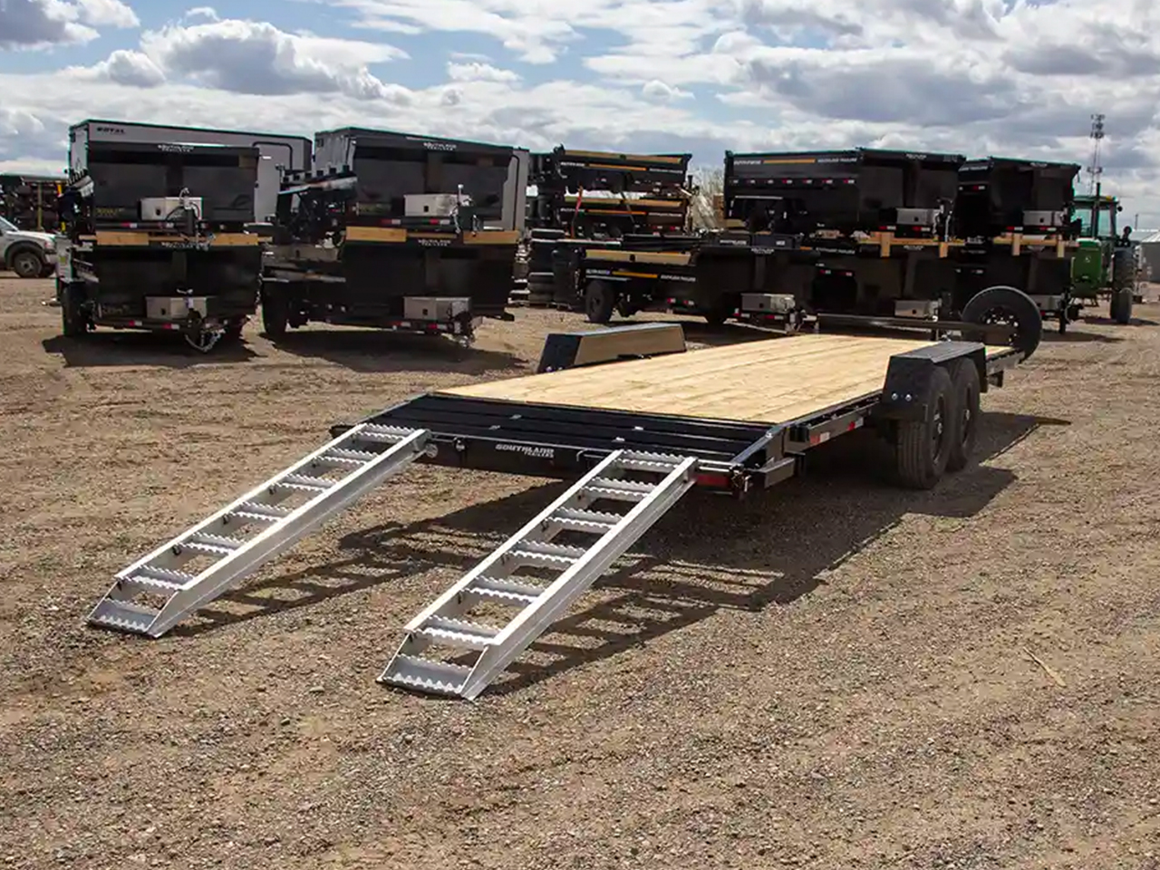 Southland 7 x 20 14K Straight Deck Equipment Trailer - Beavertail - Slide In Ramps Southland Trailer 96316 LBAT7-20 BT BLK SIR