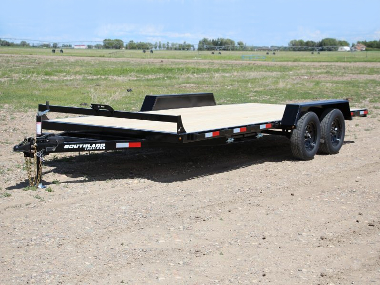 Southland 7 x 18 10K Straight Deck Equipment Trailer Slide In Ramps Southland Trailer 93978 LBAT52-18 BLK SIR