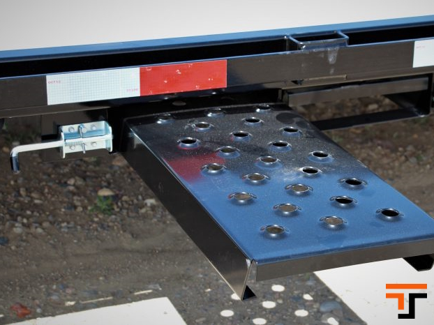 Southland 7 x 18 10K Straight Deck Equipment Trailer Slide In Ramps Southland Trailer 93978 LBAT52-18 BLK SIR