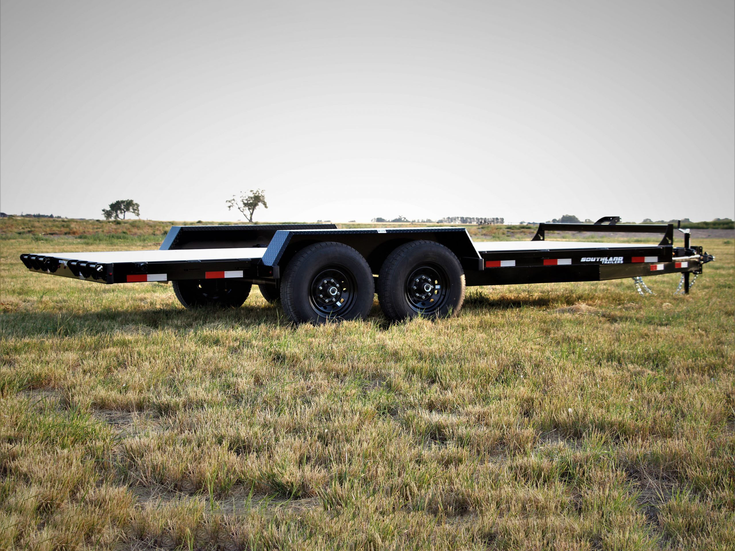 Southland 7 x 18 14K Straight Deck Equipment Trailer - Slide In Ramps Southland Trailer 87688 LBAT7-18 BLK SIR