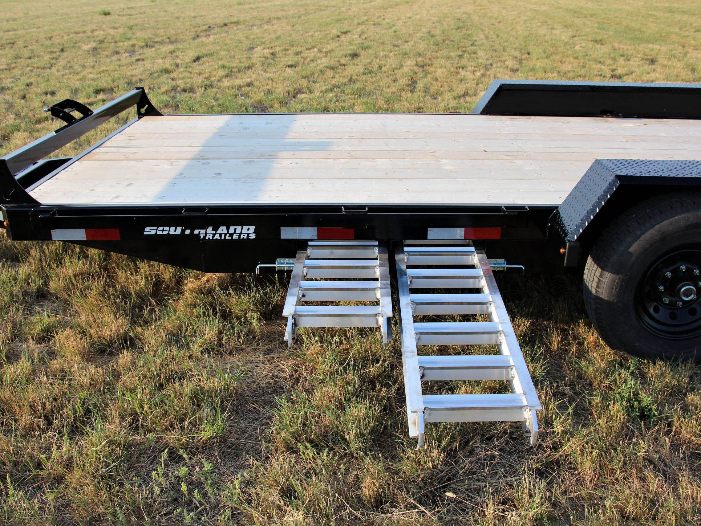 Southland 7 x 18 14K Straight Deck Equipment Trailer - Slide In Ramps Southland Trailer 87688 LBAT7-18 BLK SIR