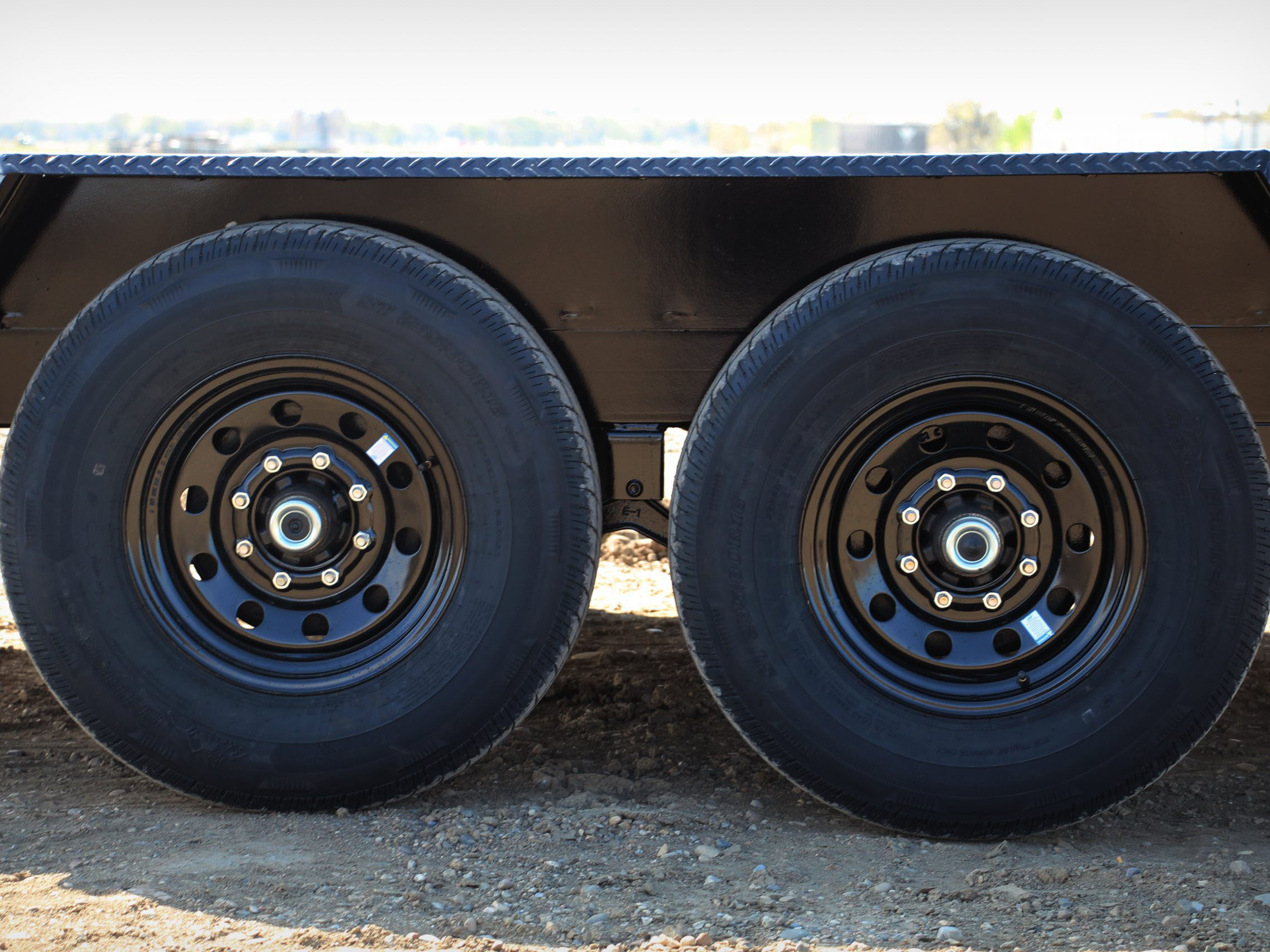 Southland 7 x 18 14K Straight Deck Equipment Trailer - Fold Up Ramps Southland Trailer 88302 LBAT7-18 BLK FUR