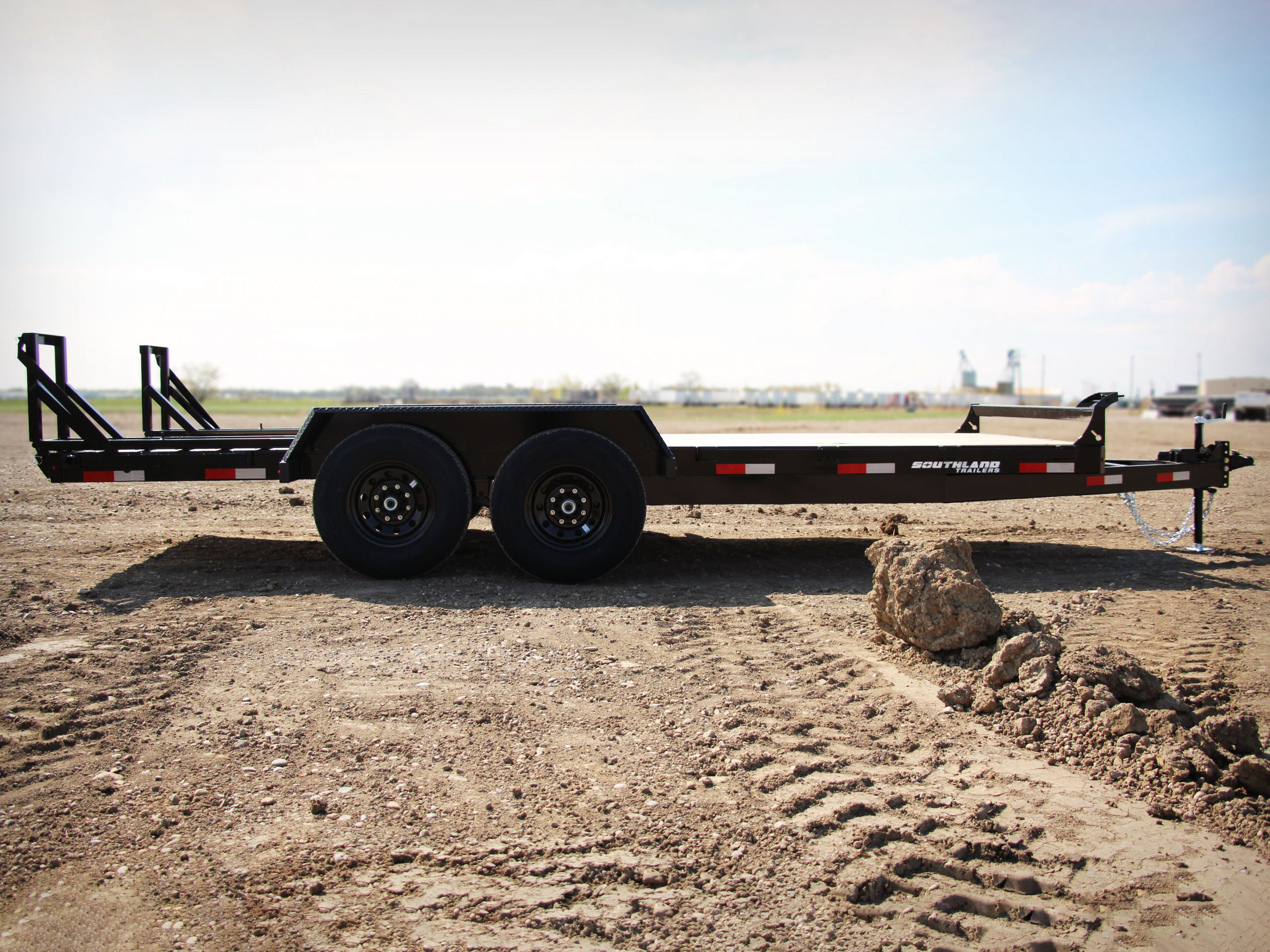 Southland 7 x 18 14K Straight Deck Equipment Trailer - Fold Up Ramps Southland Trailer 88302 LBAT7-18 BLK FUR