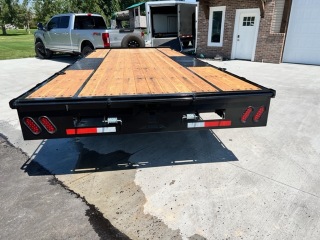 Teton 8.5x22 16K Deckover Equipment Trailer Teton Trailer 22' Deck Over 16K